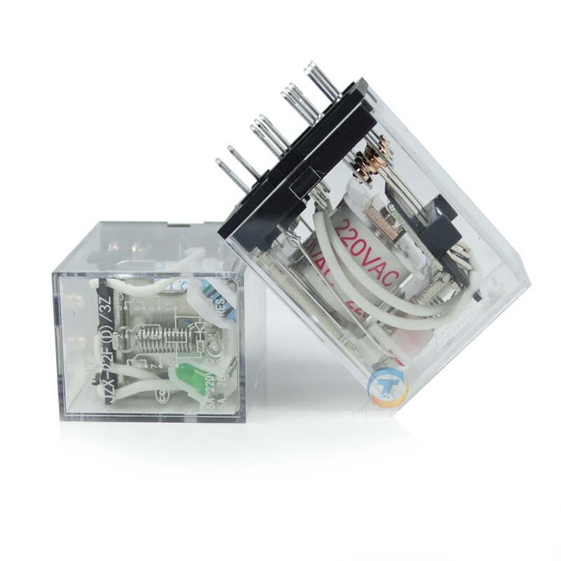 Rele Enchufable 11 Pines Planos 24Vdc  5A 3Nanc Con Indicador Mecanico